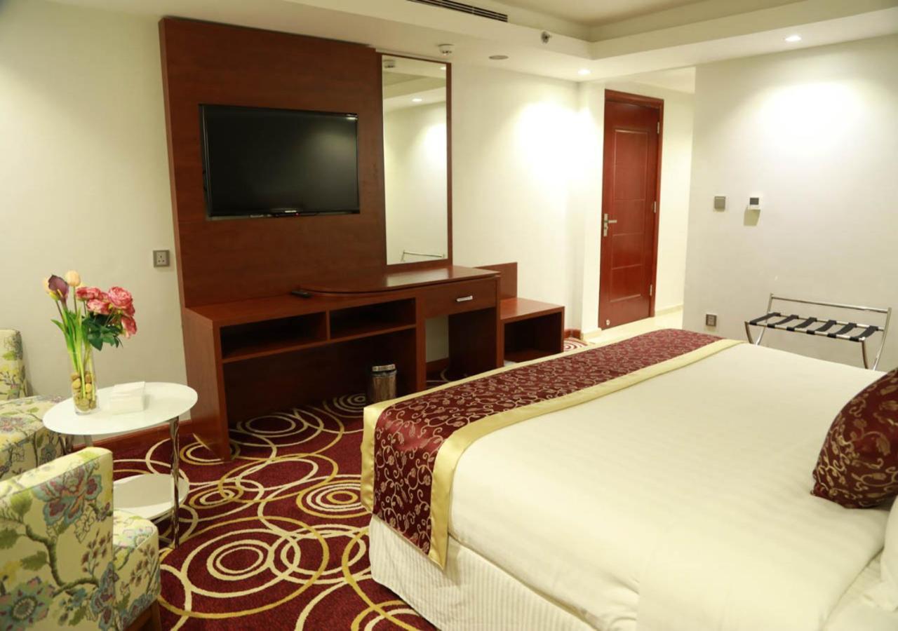 Wow Hotel 3*